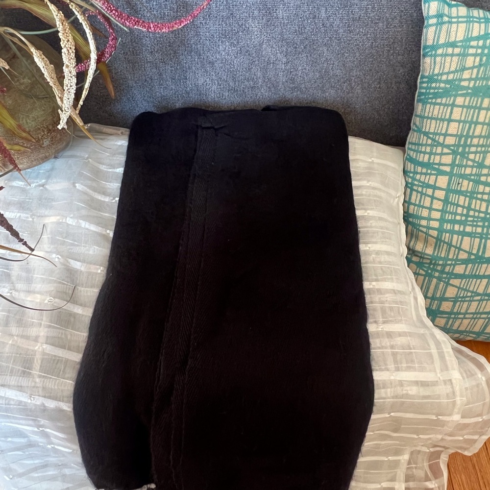 Black Handloomed Himalayan Yak Wool Shawl Scarf Throws Blanket View 3